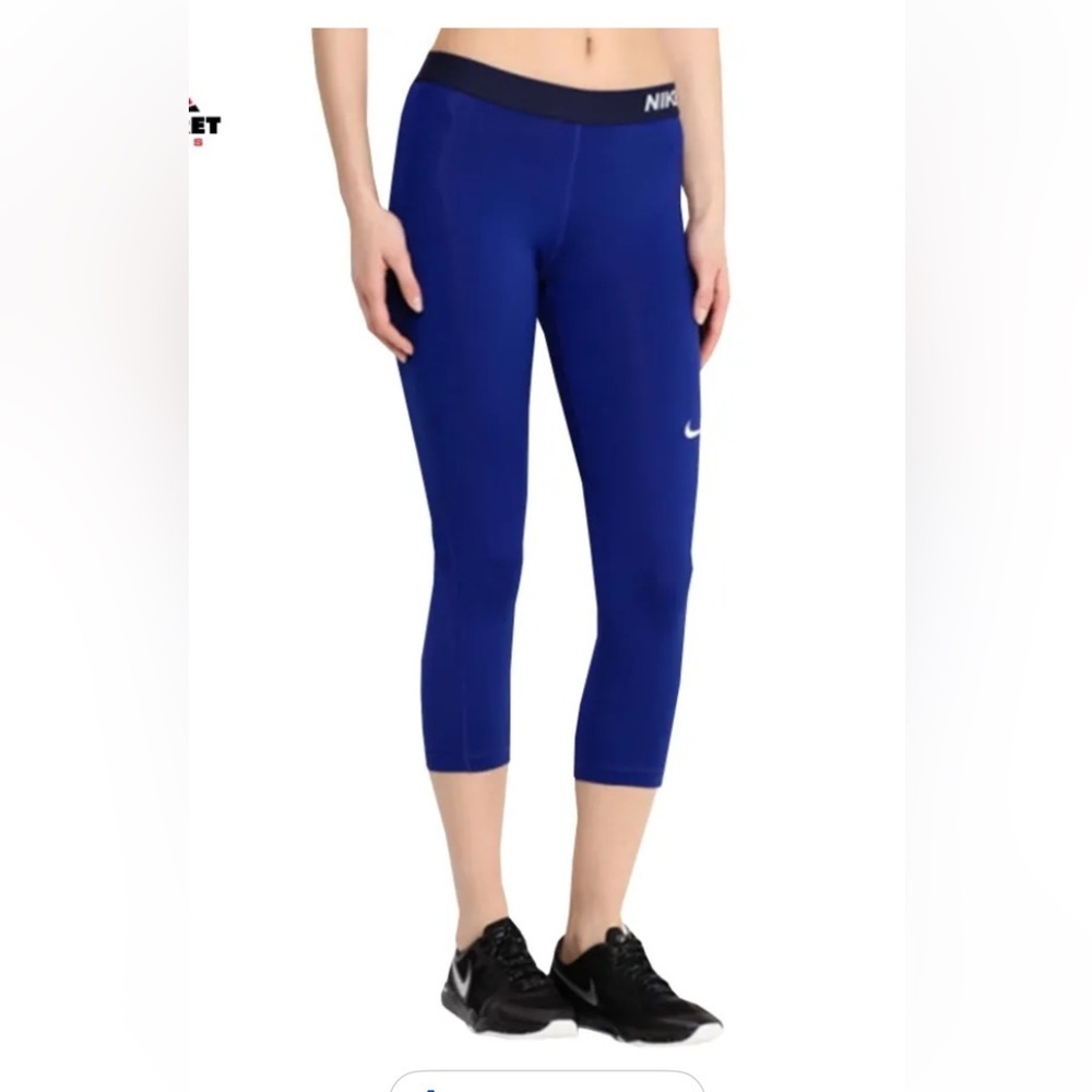 Nike Pro Cool Women’s Royal Blue Capris breathable panels